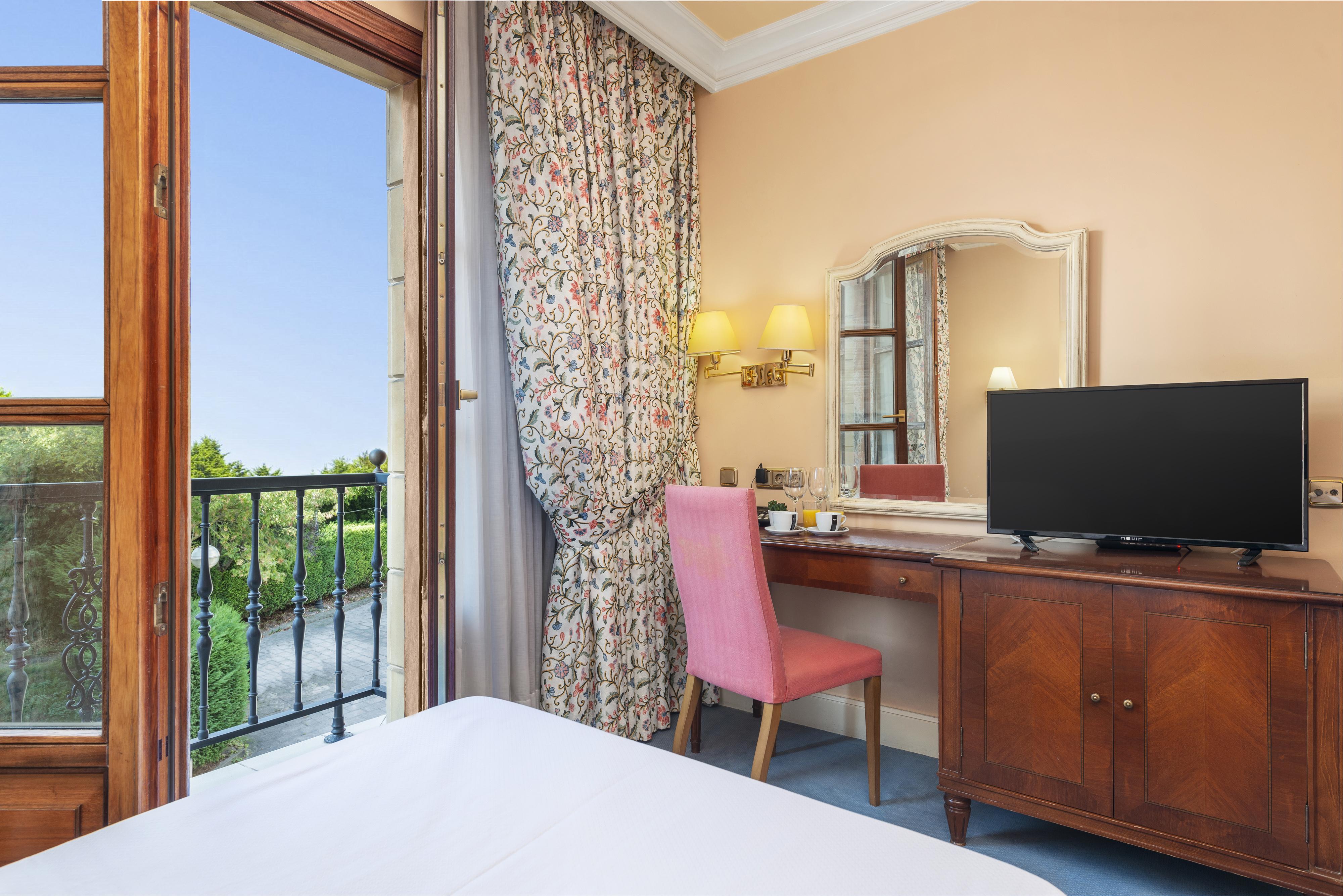 Tryp Bilbao Sondika Hotel Kültér fotó