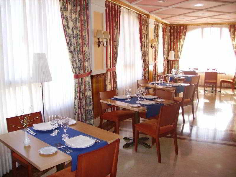 Tryp Bilbao Sondika Hotel Étterem fotó