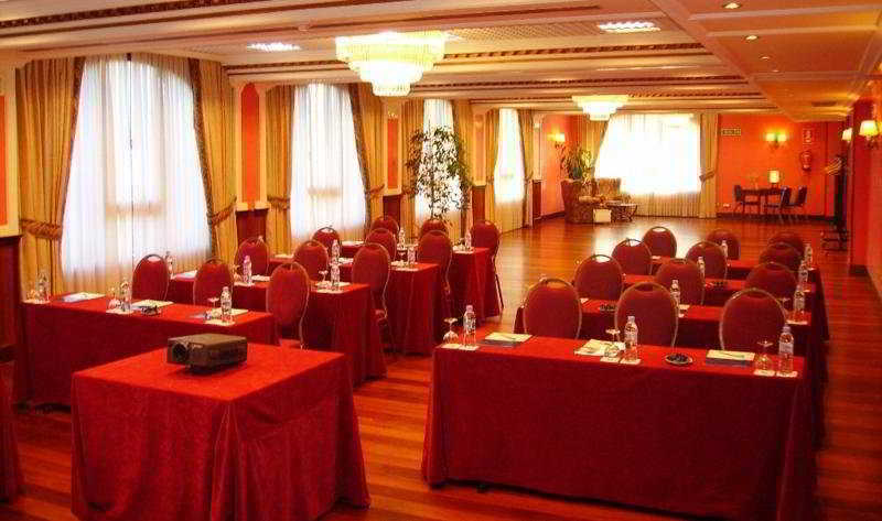 Tryp Bilbao Sondika Hotel Létesítmények fotó