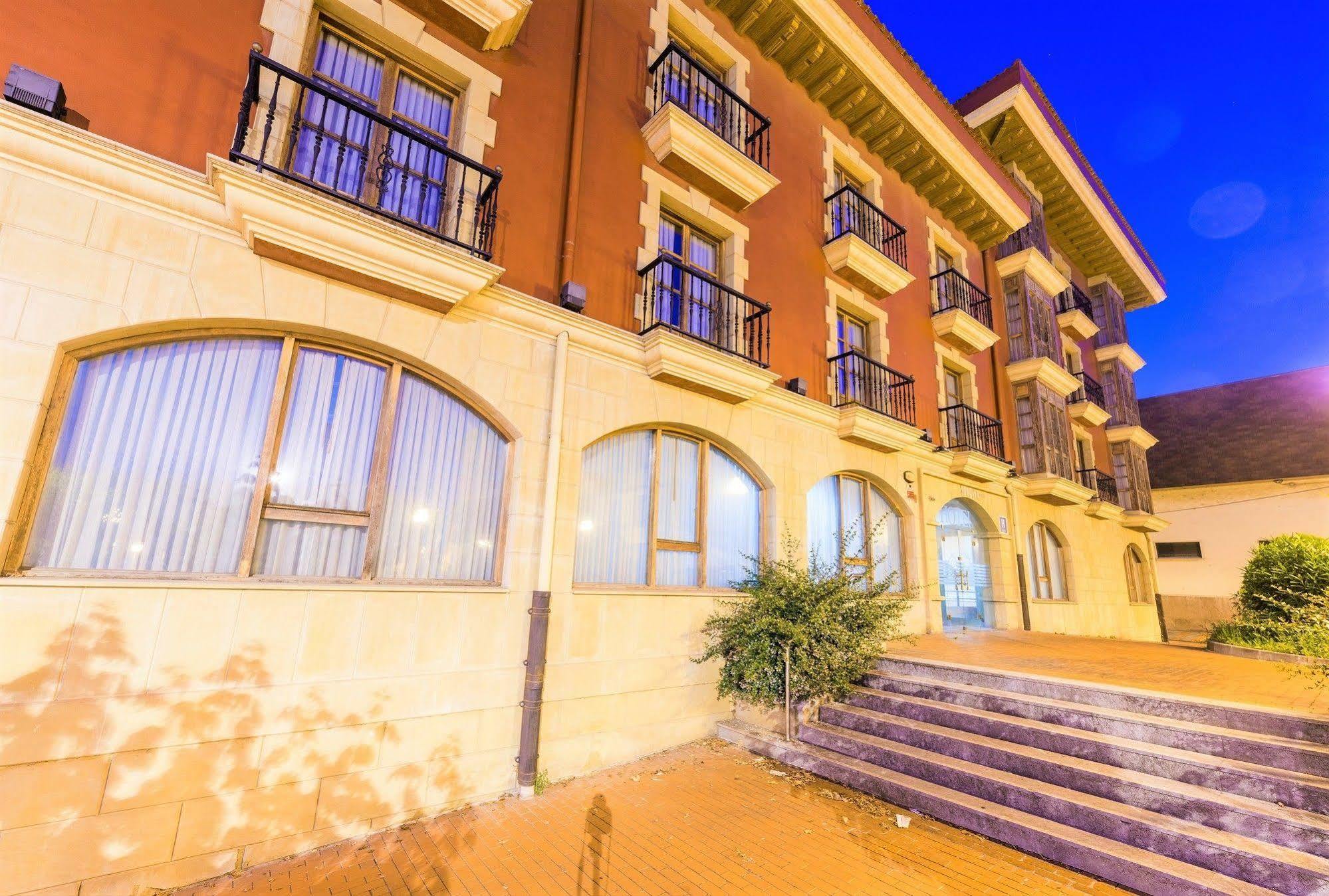 Tryp Bilbao Sondika Hotel Kültér fotó
